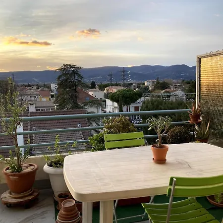 Appartamento Grand Lumineux Avec Vue Sur L'ardeche *